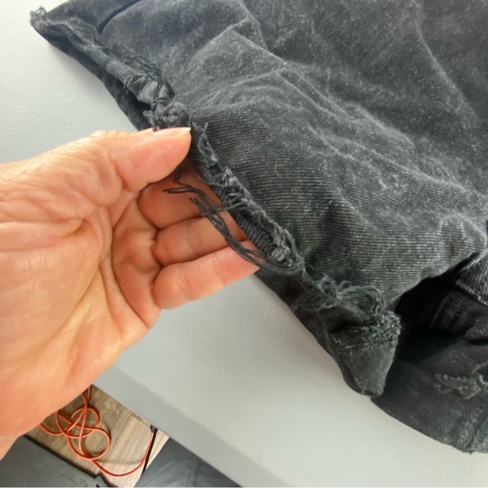 Princess Polly black faded denim cutoff raw hem high shorts, 14 - Picture 5 of 12